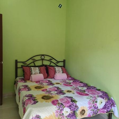 Chukai Yasmeen Homestay Kemaman מראה חיצוני תמונה