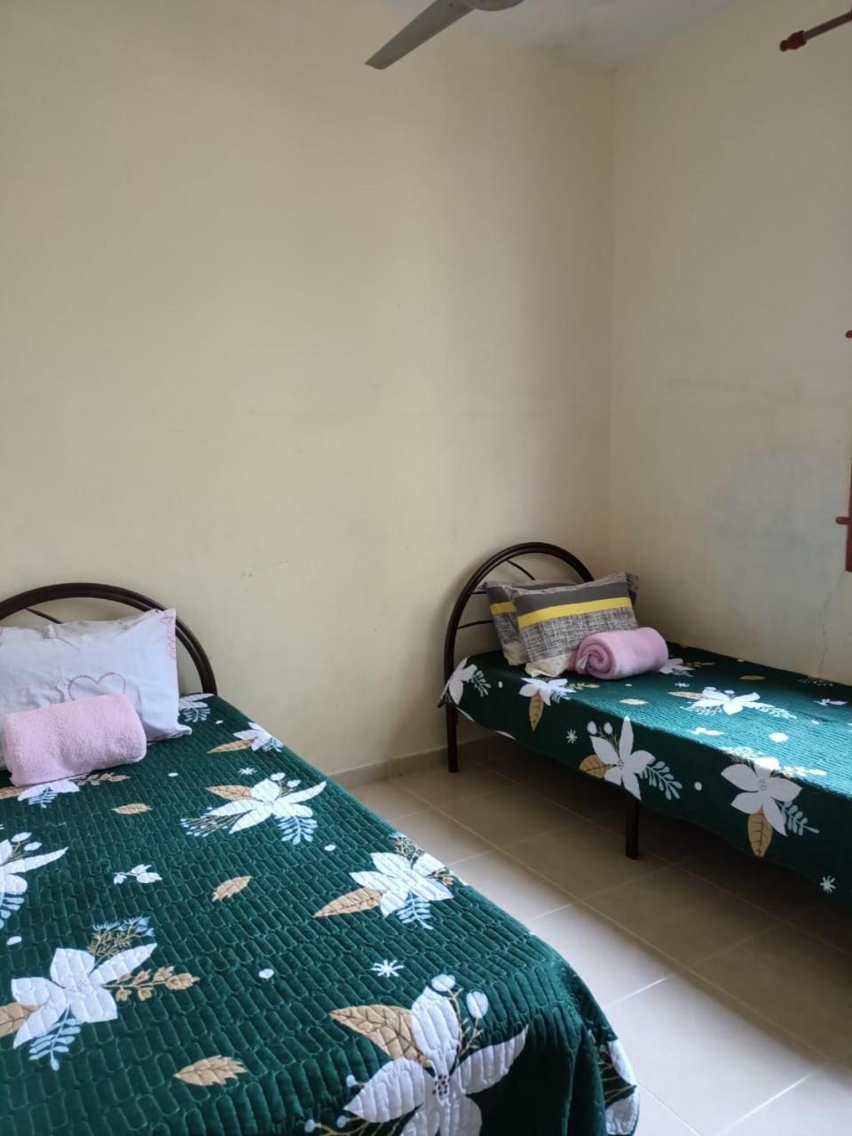 Chukai Yasmeen Homestay Kemaman מראה חיצוני תמונה